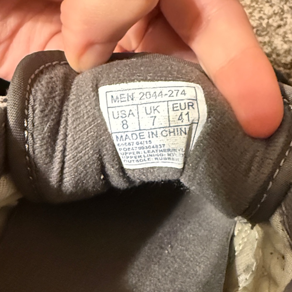 Saucony Jazz Tan Suede Sneakers - Picture 3 of 4